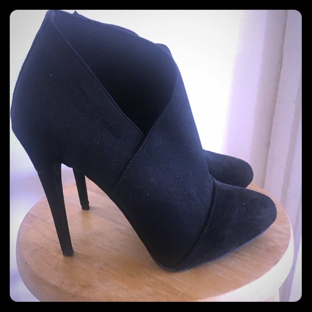 Jessica Simpson booties